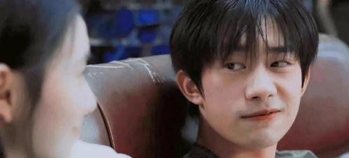 娱乐吃瓜记者拍摄,娱乐圈幕后真相,吃瓜记者现场直击 第1张 娱乐吃瓜记者拍摄,娱乐圈幕后真相,吃瓜记者现场直击 第1张